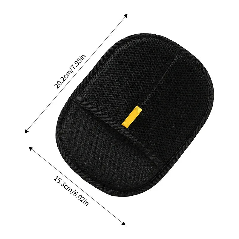 Dimension graphic for the black pet hair removal glove